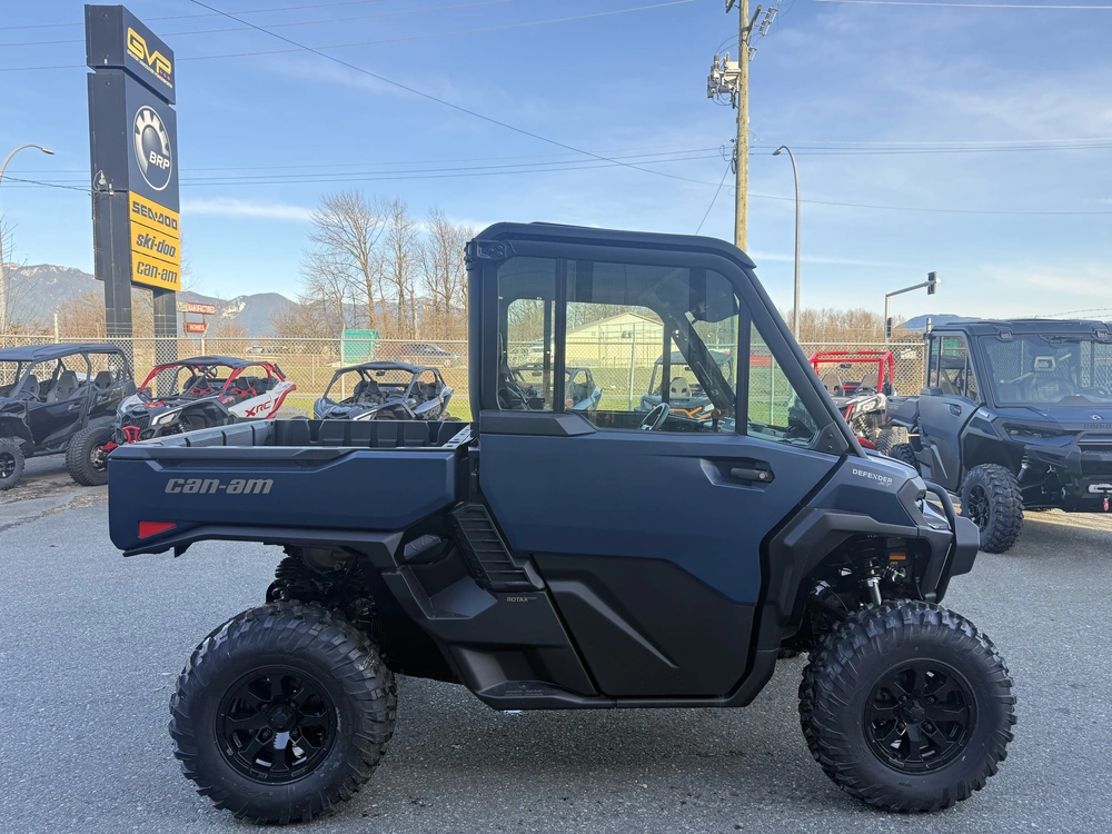 2026 Can-am Defender Xt Cab alt
