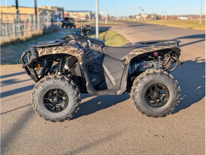 Can-Am Outlander Pro Hunting Edition HD7 2026