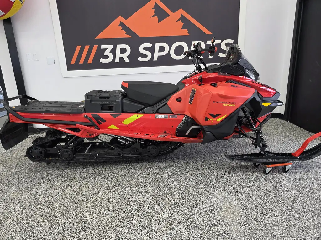 Ski-Doo EXPEDITION XTREME 850  2021