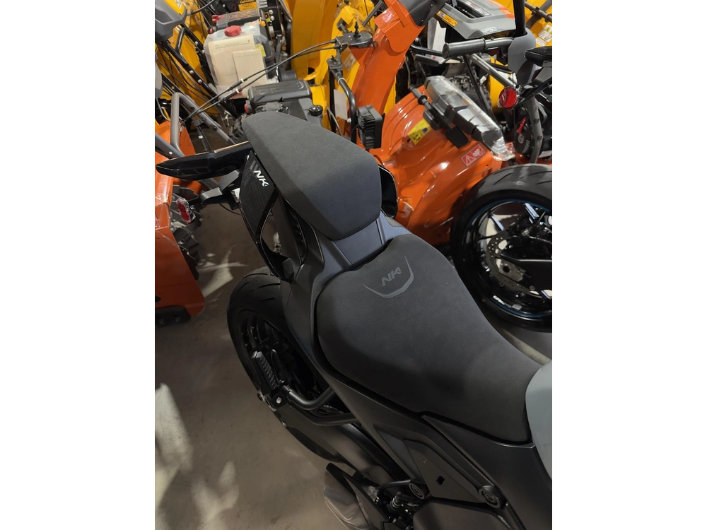 Cfmoto 675nk 2026 alt