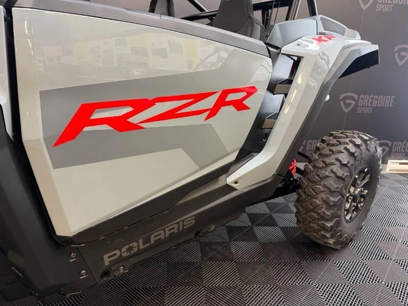 Polaris Rzr Xp 1000 Premium 2025 alt