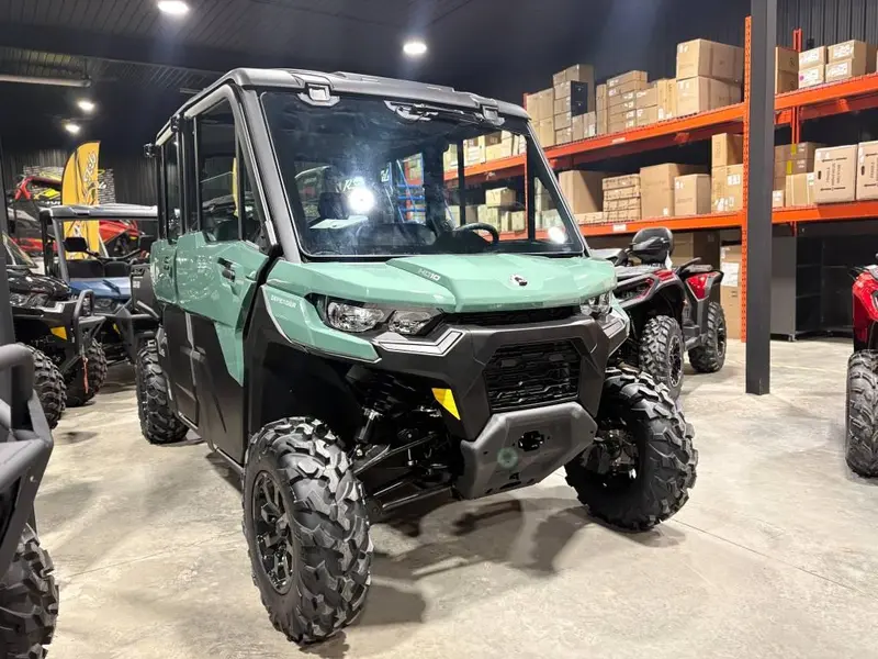 2026 Can-Am Defender MAX DPS CAB HVAC HD10 thumbnail 2