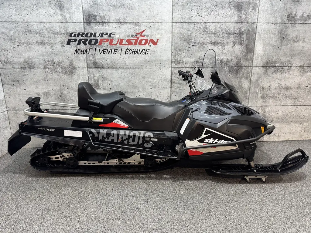 Ski-Doo Skandic SWT 600 Etec 2016 - | 5300km + Chenille 24po neuve