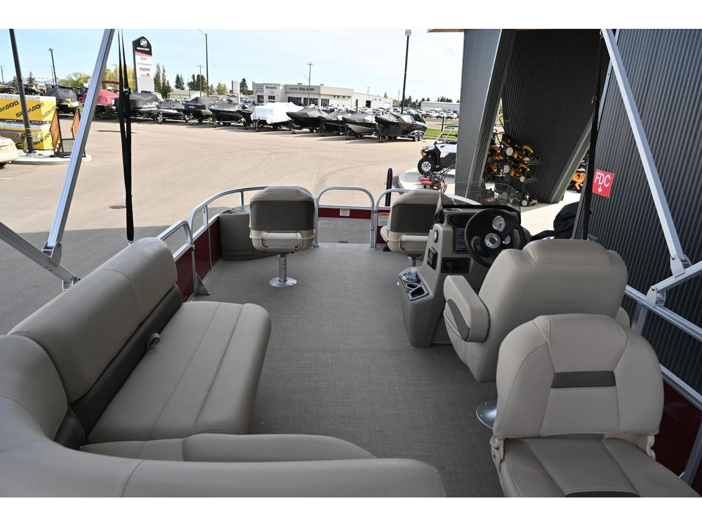 2025 Sun Tracker Bass Buggy 18 Dlx 25bb18 alt