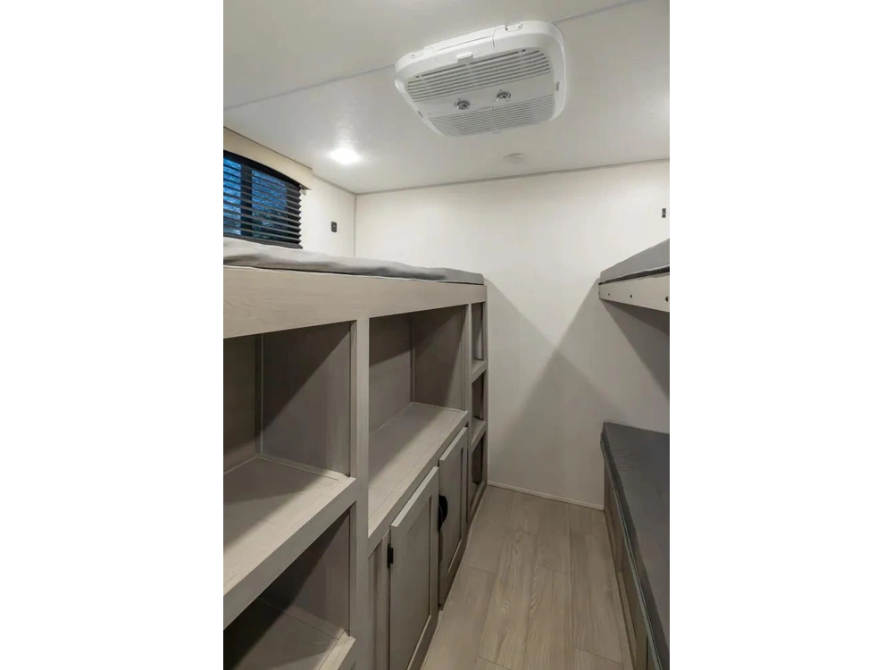 2026 Forest River Viking 292tb alt