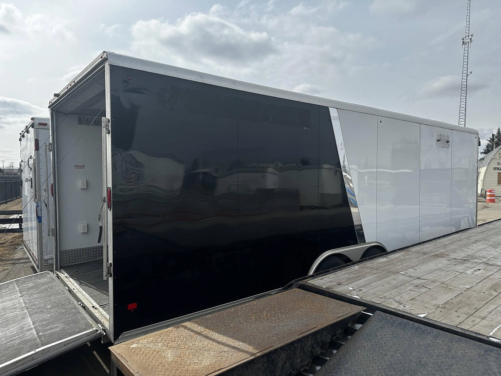 2015 Mission Trailers Heated Sled Trailer alt