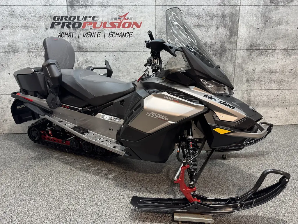 Ski-Doo Grand Touring Limited 900 ACE Turbo Lux 2023 - | Écran couleur BRP Connect