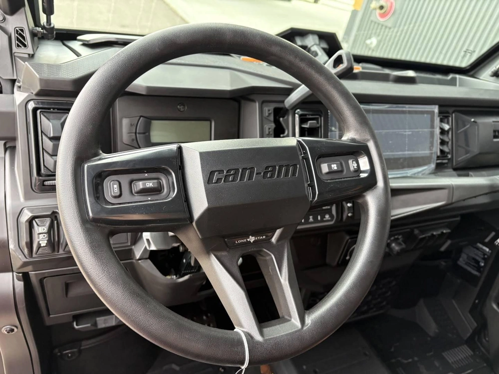 2026 Can-am Defender Max Lone Star Cab Hd11 alt