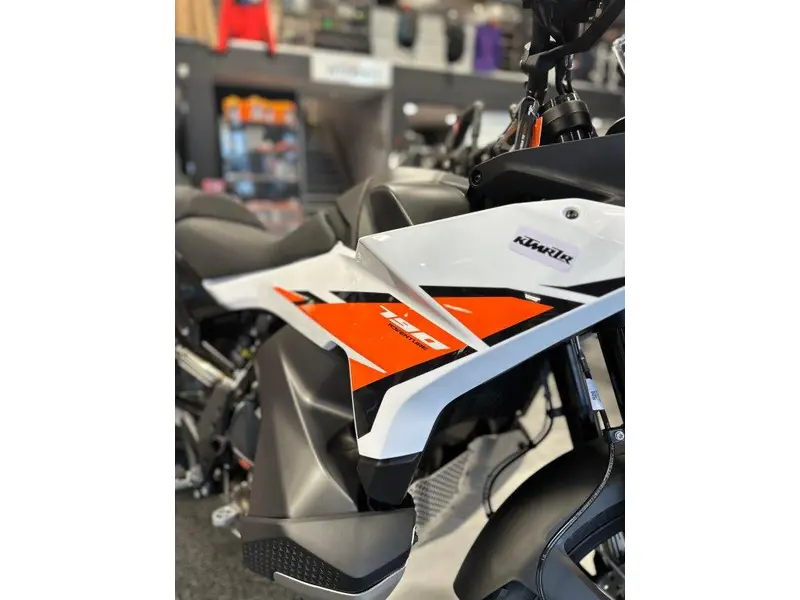 2026 KTM 790 ADVENTURE thumbnail 5