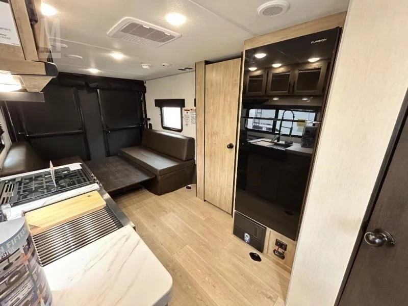 Cherokee 22rr Grey Wolf 2026 alt