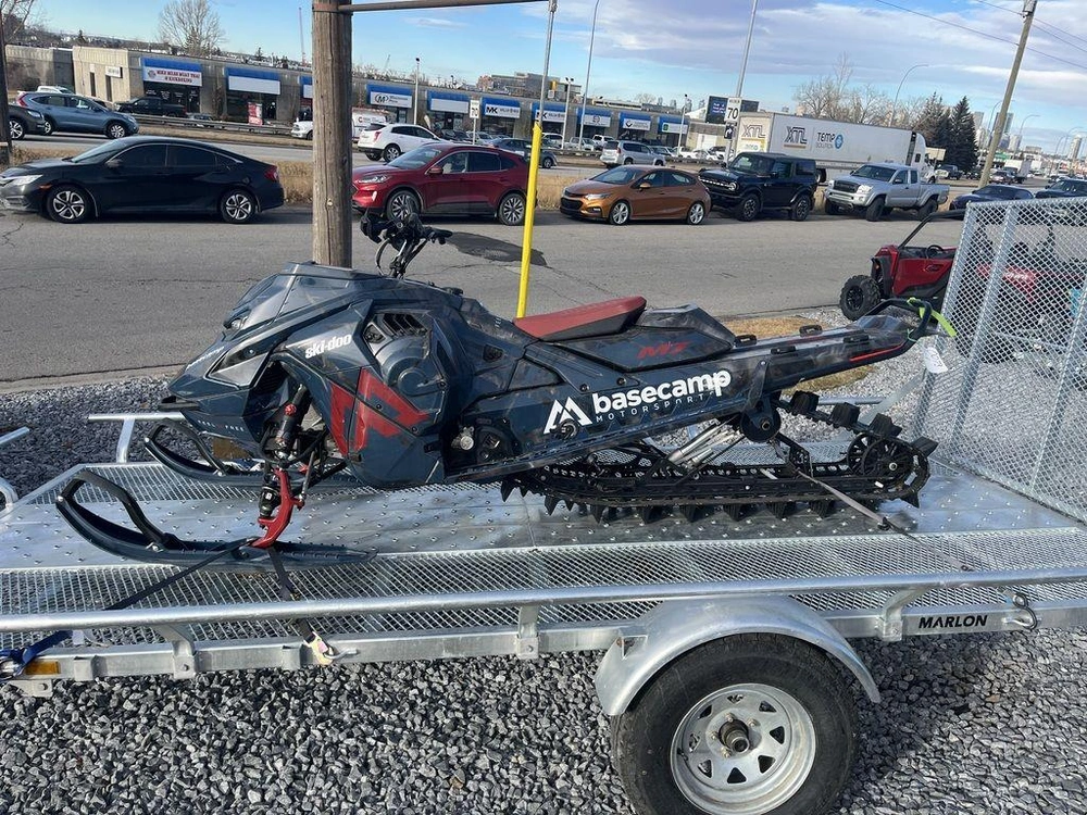 2025 Ski-doo Summit® X® With Expert Package 850 E-tec Turbo R 154 H_alt Powder 3.0_10.25 alt