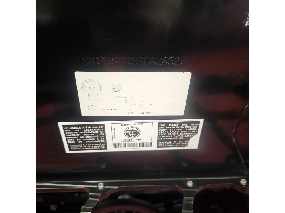 2025 Polaris 650 Indy Adventure 137 alt