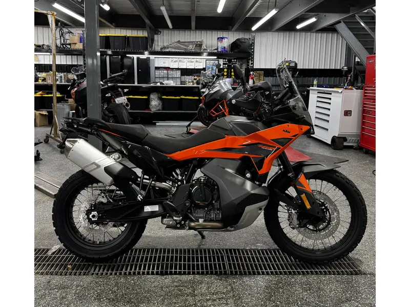 2026 KTM 790 ADVENTURE