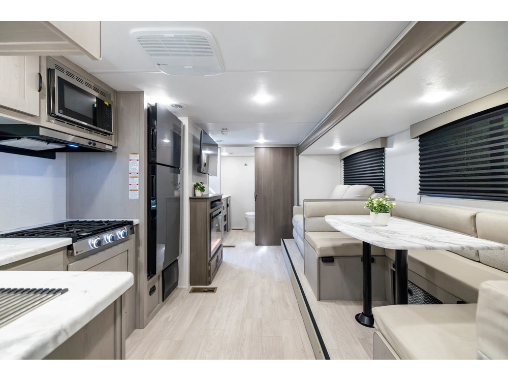 2026 Forest River Viking 25rb alt