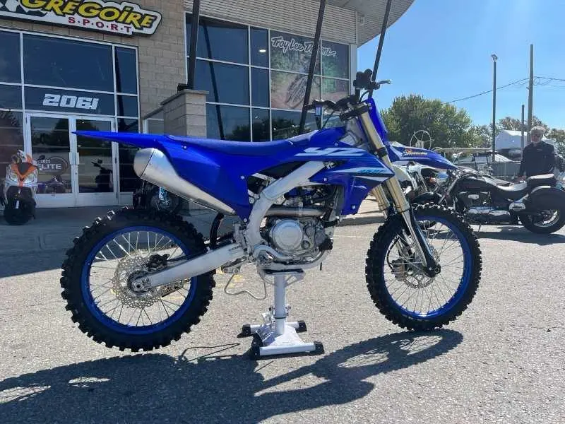 2026 Yamaha YZ450F thumbnail 3