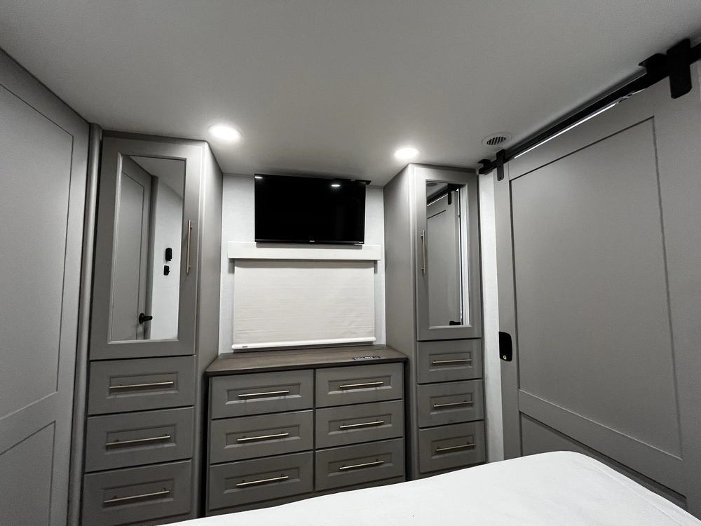 Alliance Rv Paradigm 395ds 2026 alt