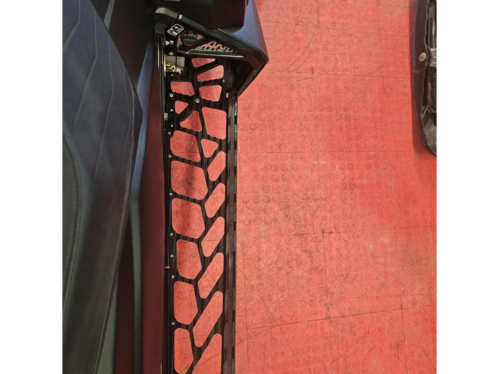 2025 Polaris 650 Indy Adventure 137 alt