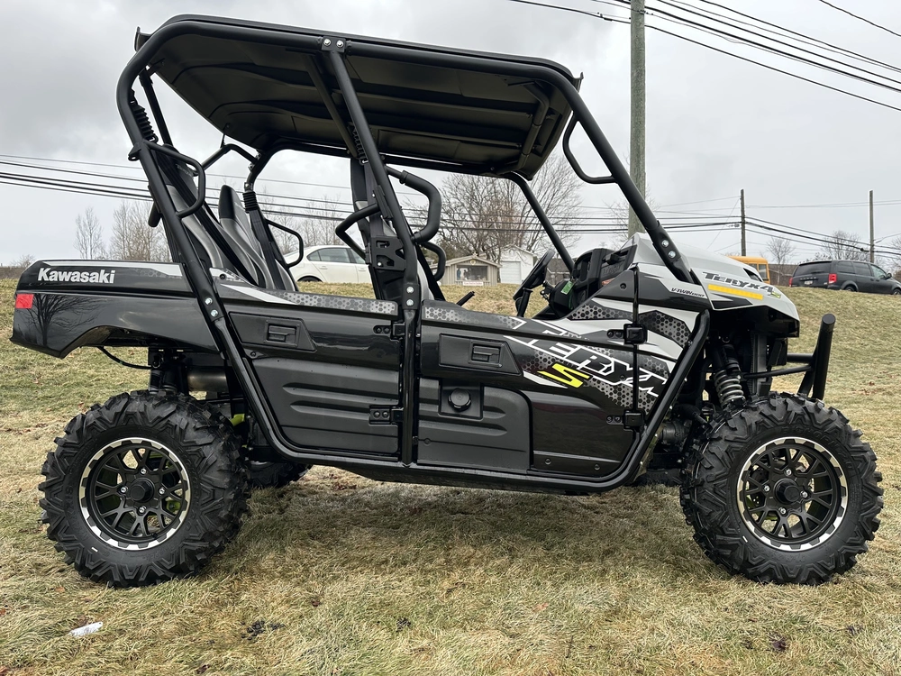 2025 Kawasaki Teryx 4 S Le alt