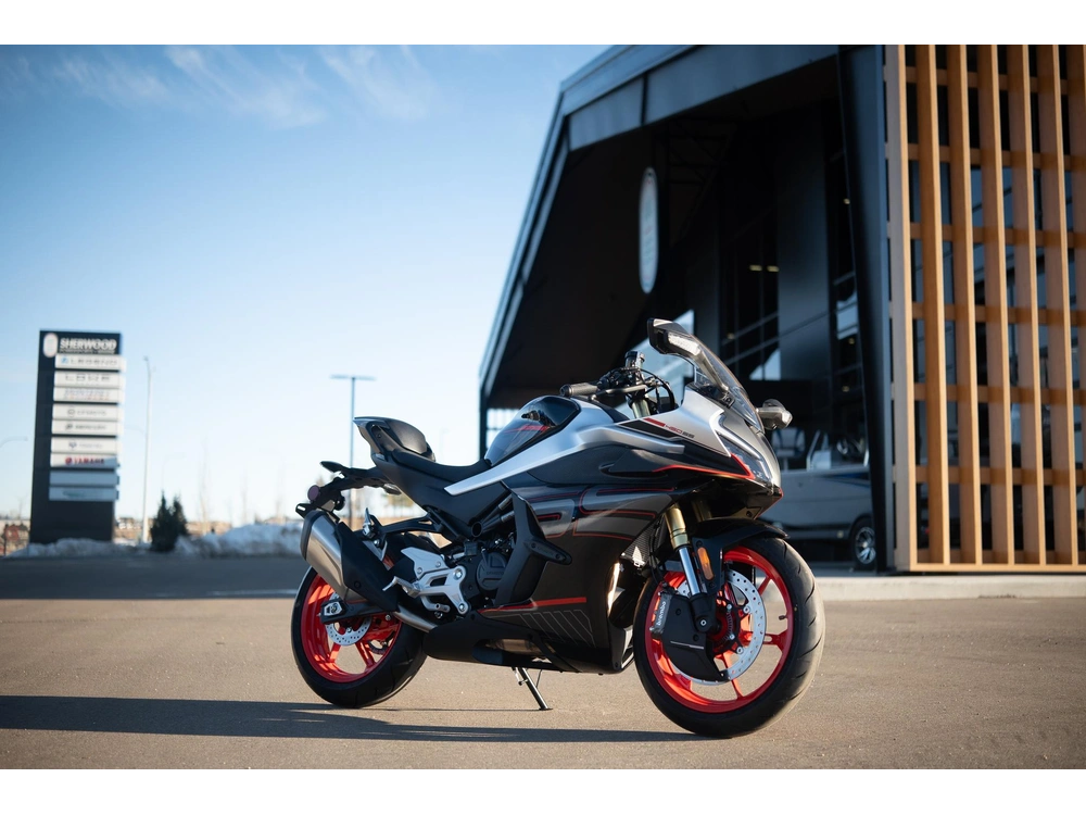 2026 Cfmoto 450ss alt