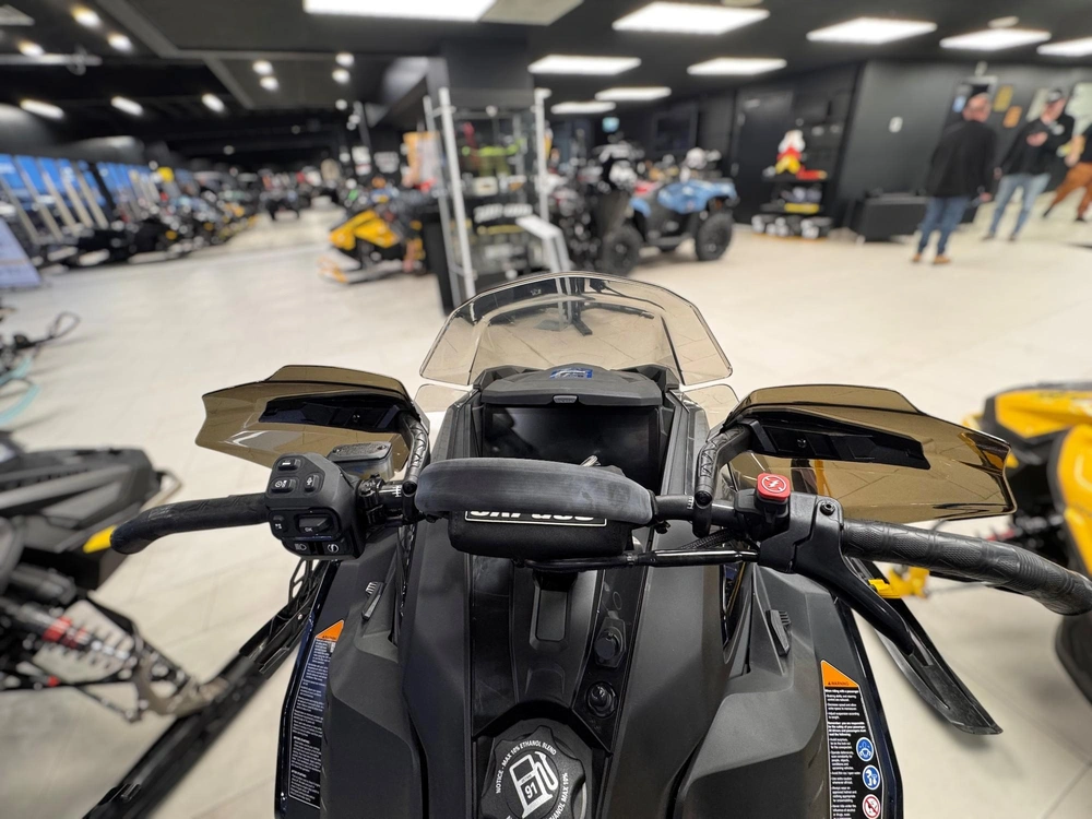 2024 Ski-doo Mxz Xrs 129 850 E-tec Ice Ripper Xt 1.5 Es 10.25t - Demo alt