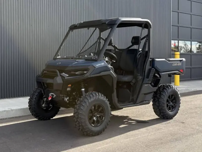 2026 Can-Am Defender XT HD11 8CTB