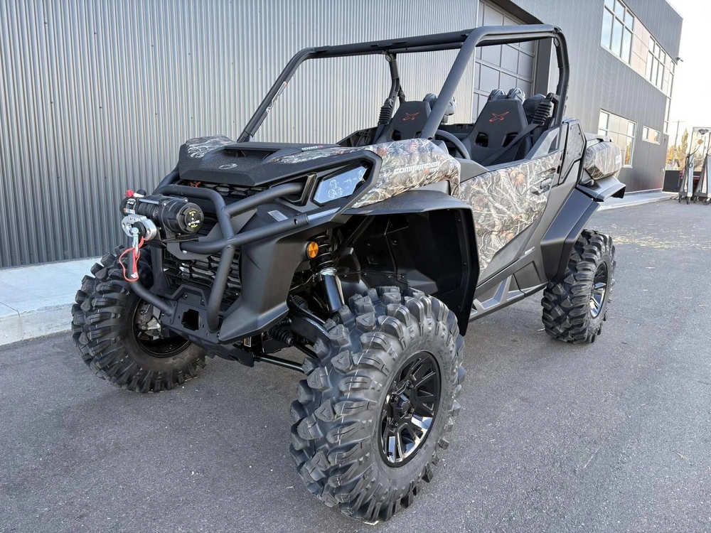 2026 Can-am Commander Xmr 1000r alt