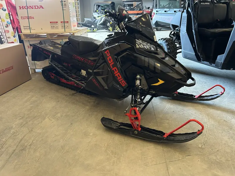 2020 Polaris Switchback assault 850