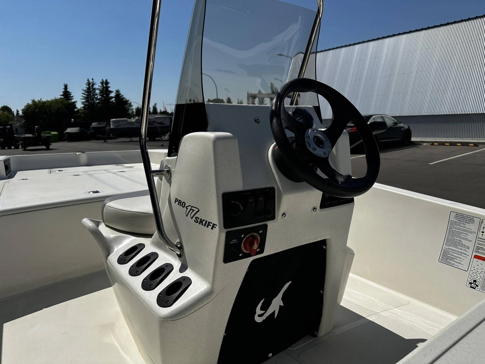 2023 Mako Pro Skiff 17cc 75 Elpt 4s Std alt