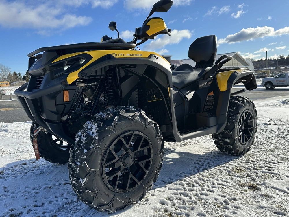 2024 Can-am Outlander Max Xt 700 alt