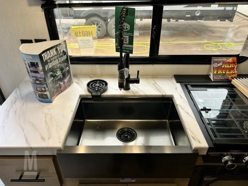 Cherokee 22rr Grey Wolf 2026 alt