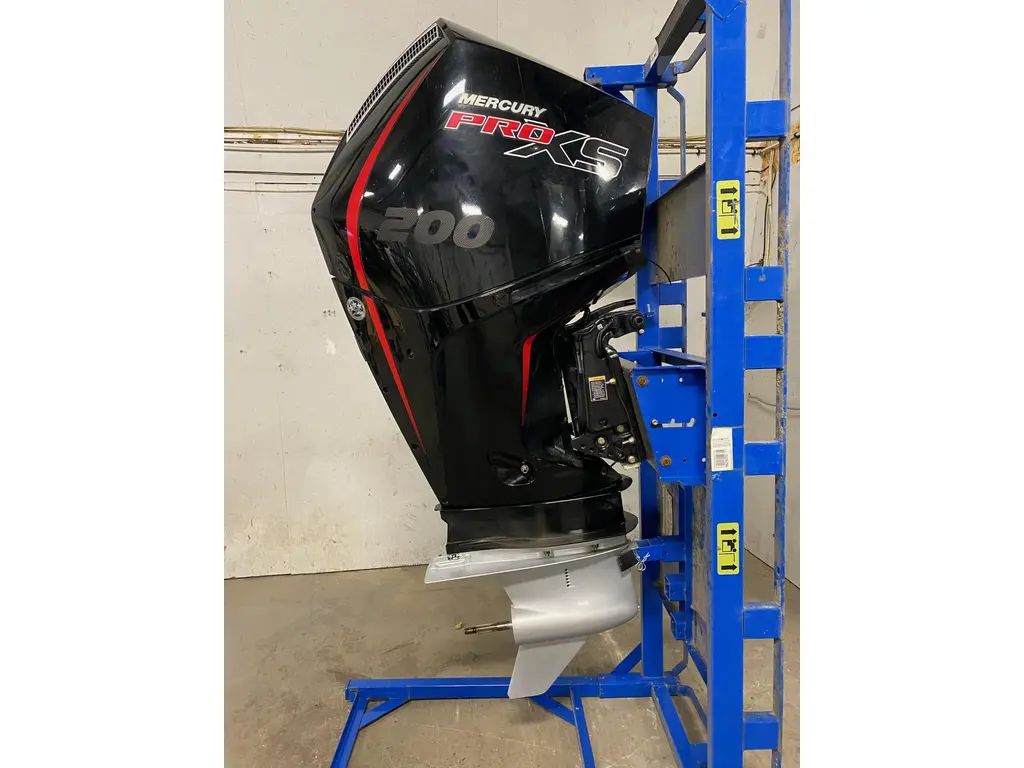 2024 Mercury 200XL PRO XS