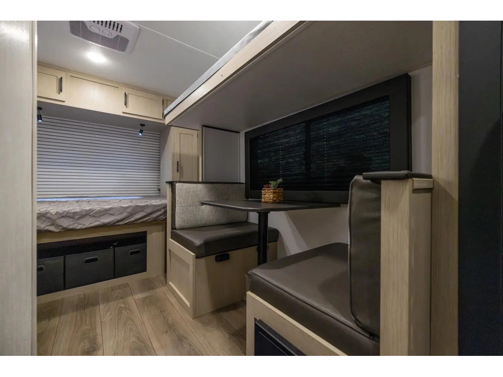 Coachmen Shasta Compact 16bh 2026 alt