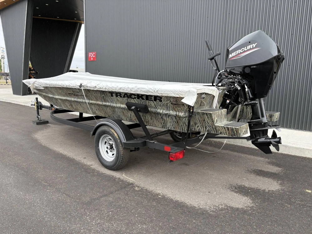 2026 Tracker Grizzly 1654 Sportsman Jon 30hp alt