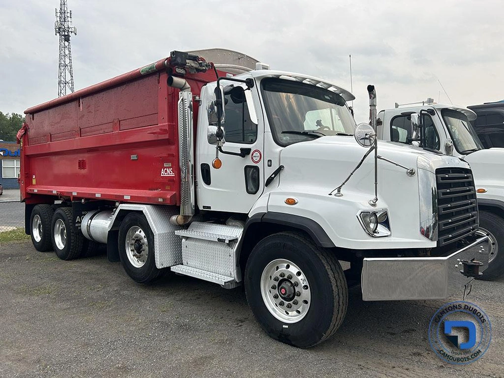 Freightliner 114sd 2022 alt