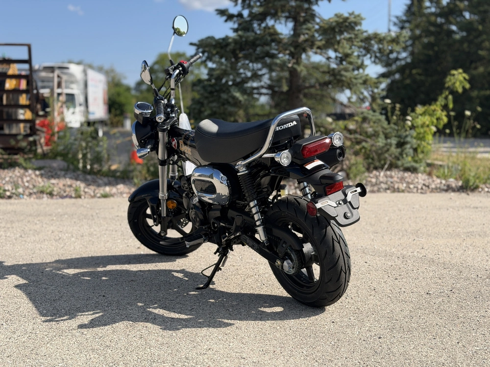 2026 Honda Dax 125 alt