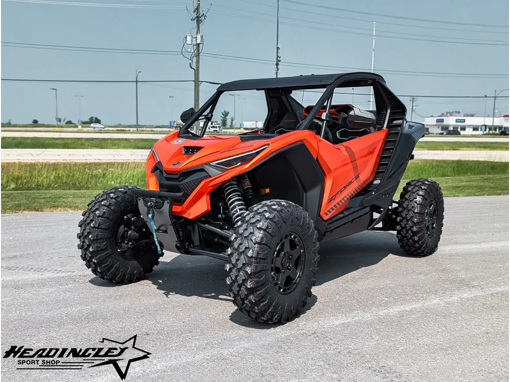 2026 CFMOTO ZFORCE Z10 // Lava Orange 