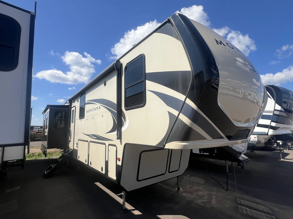 2019 Keystone Rv Montana 385br alt