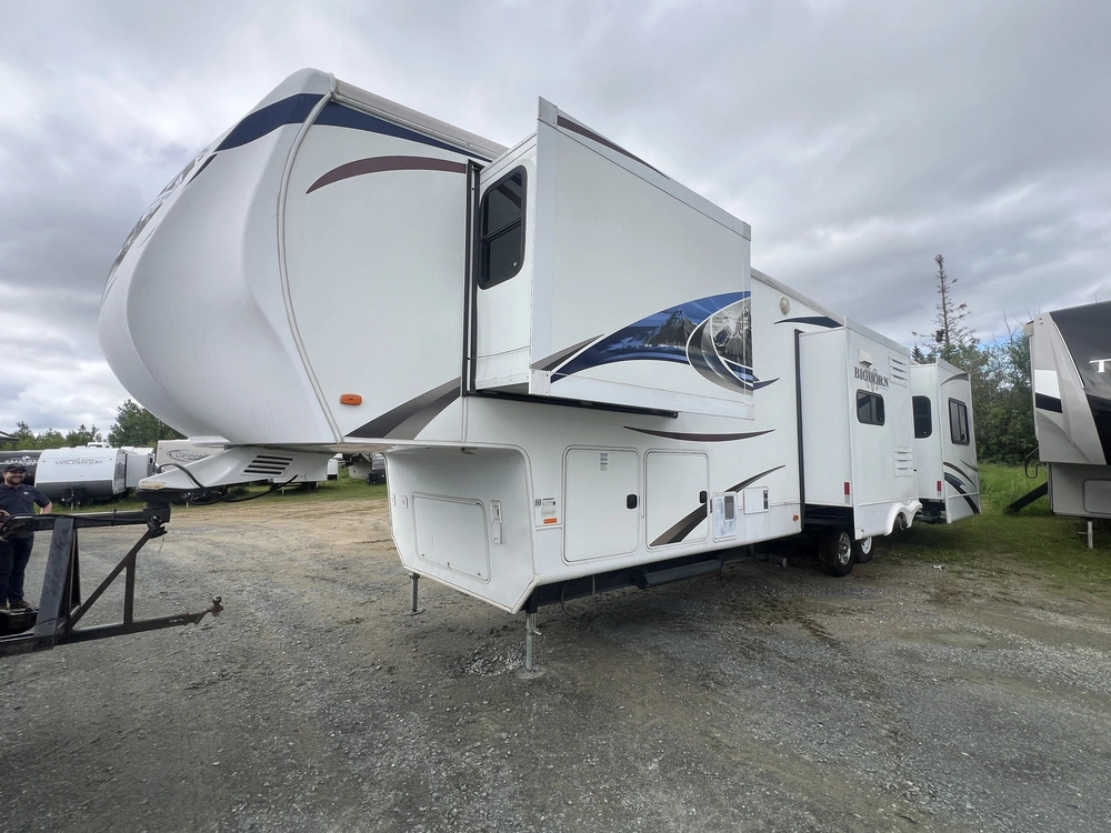 2012 Heartland Rv Big Horn 3610 Re alt