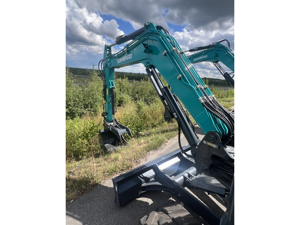2026 Sunward Swe60uf Cab alt