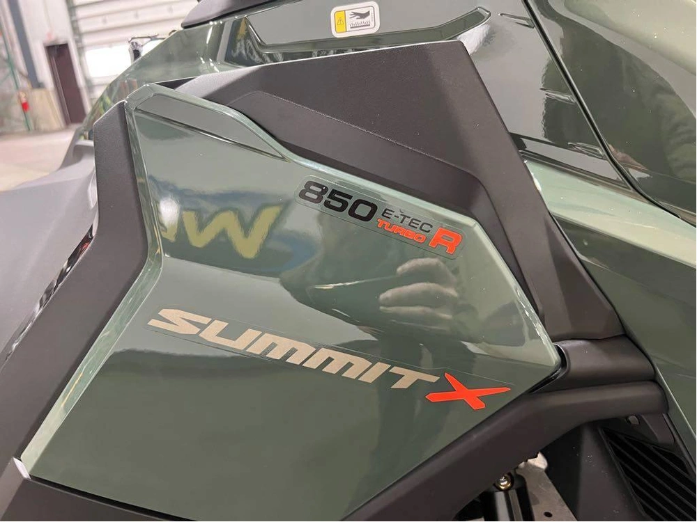 2026 Ski-doo Summit X 165 850 Turbo alt