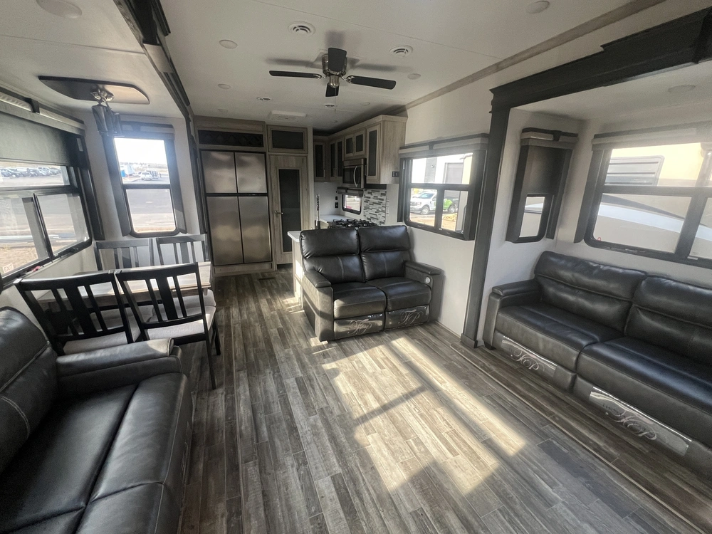 2022 Keystone Rv Alpine 3910rk alt