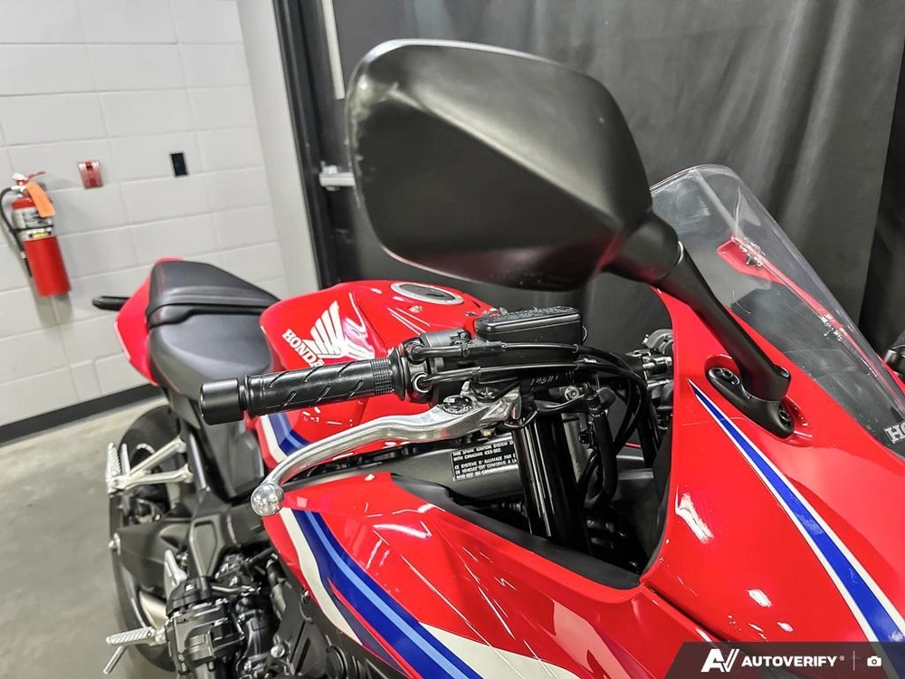 2025 Honda Cbr650ra alt