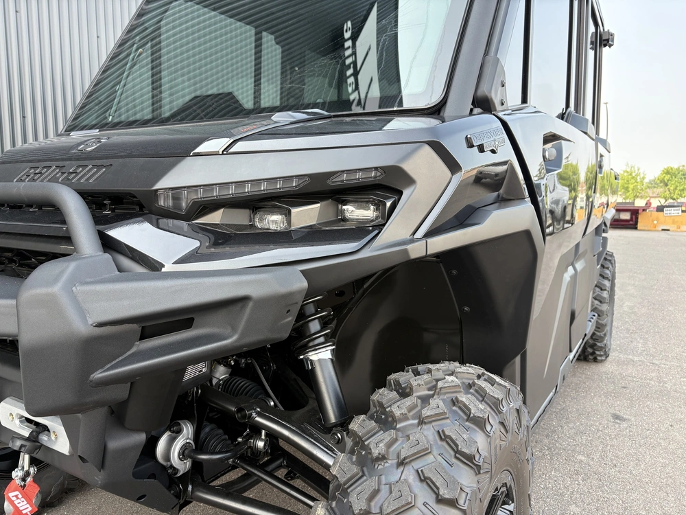 2026 Can-am Defender Max Lone Star Cab Hd11 6lta alt