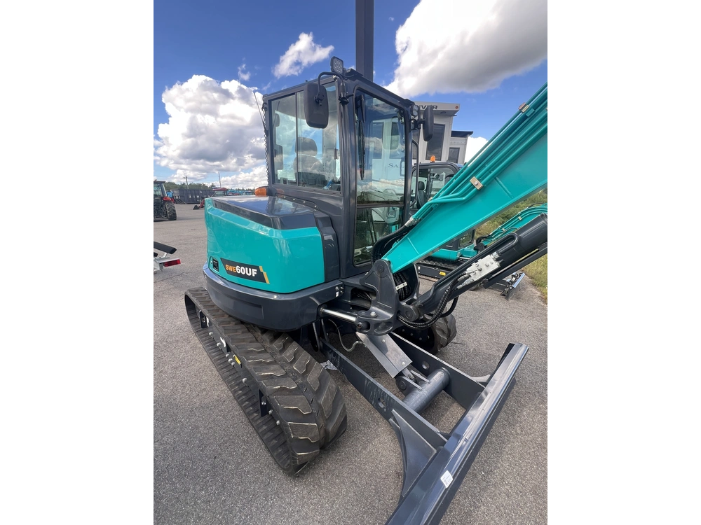 2026 Sunward Swe60uf Cab alt