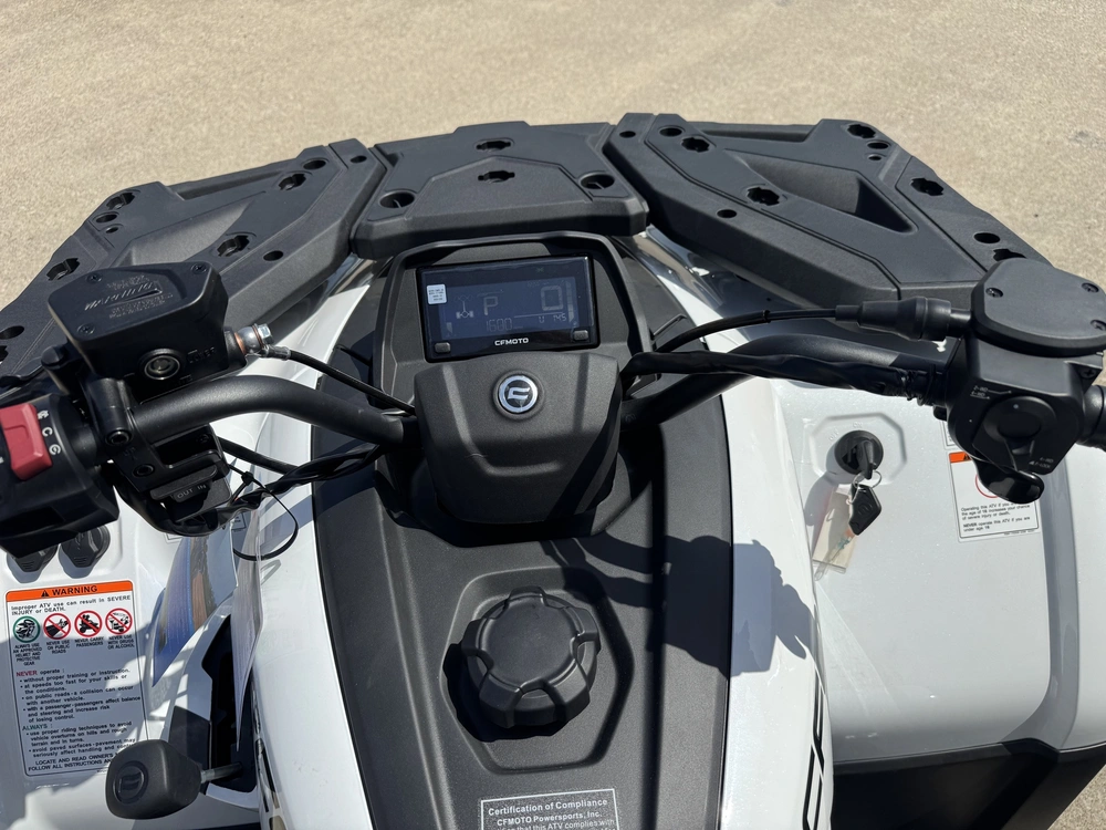 2026 Cfmoto Cforce 500 alt