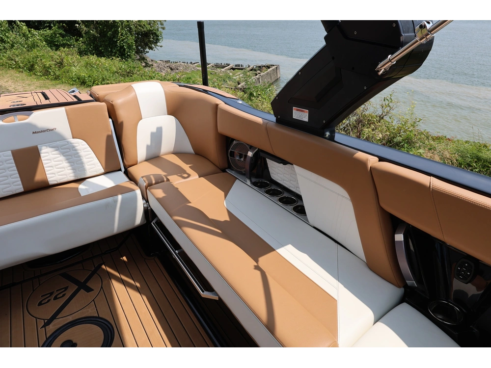 Mastercraft X22 2022 alt