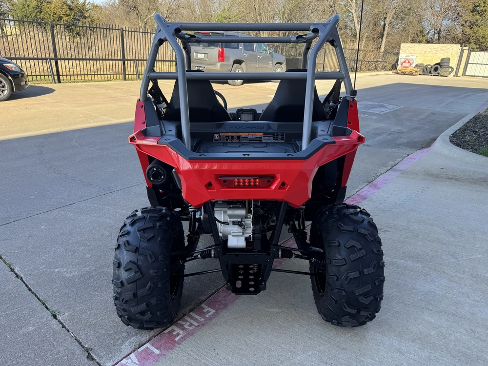 2026 Polaris Rzr 200 Efi Indy Red alt