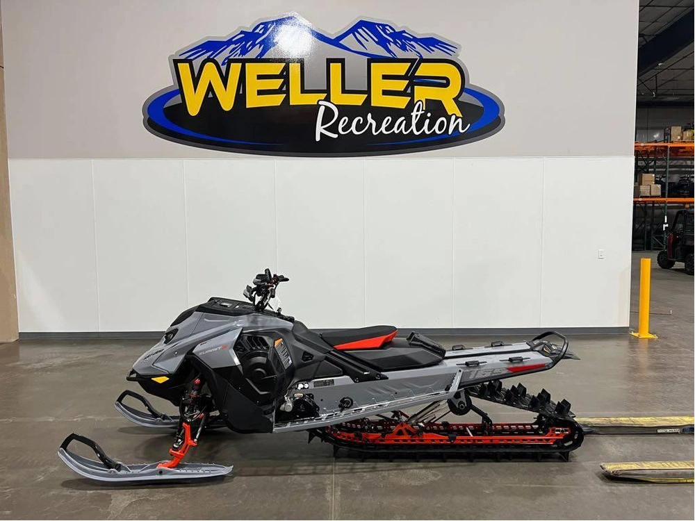 2026 Ski-doo Summit X W/ Expert Package 165 850 alt