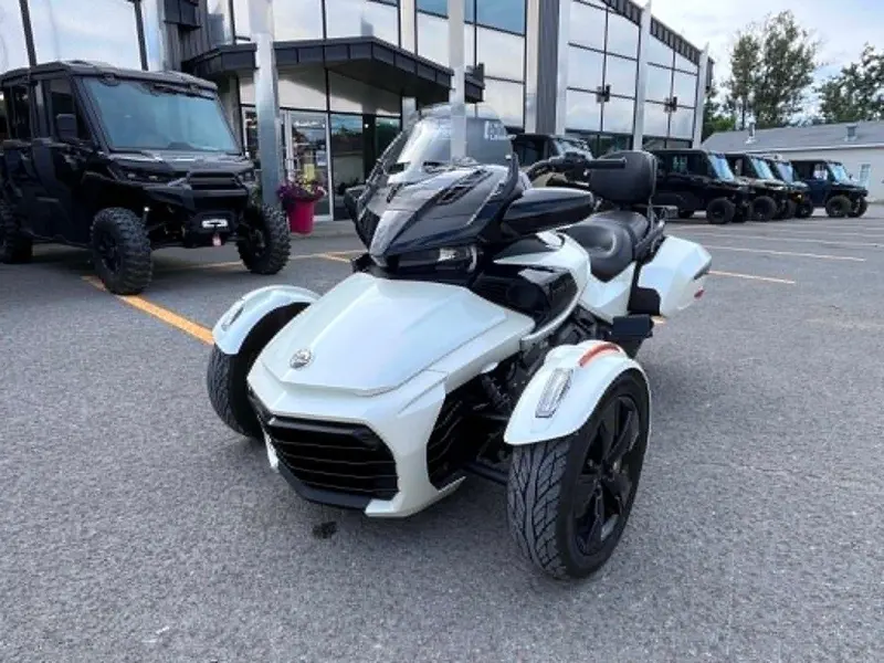 Can-Am F3-T USED 2023