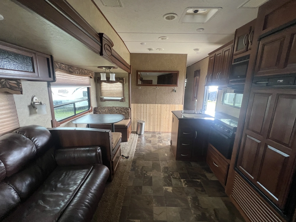 2014 Forest River Crusader 296 Bhs alt
